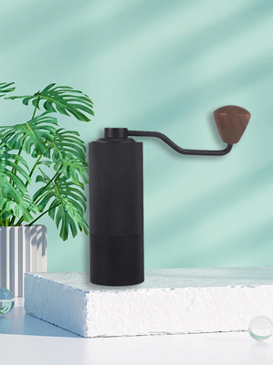 Burr Plastic Outdoor Coffee Grinder portátil más pequeño con la manija de la nuez
