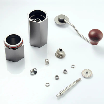 Amoladora manual de aluminio Hexagonal Adjustable Setting de los granos de café del metal para el viaje del hogar