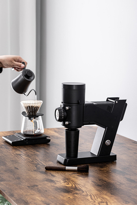 58m m Burr Electric Coffee Bean Grinder plano 50W BG58 vierten sobre molino de café