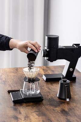 58m m Burr Electric Coffee Bean Grinder plano 50W BG58 vierten sobre molino de café