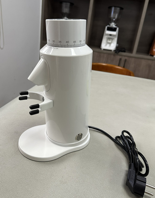 Uso profesional de Bean Grinder Programmable For Home del café express del grado T64