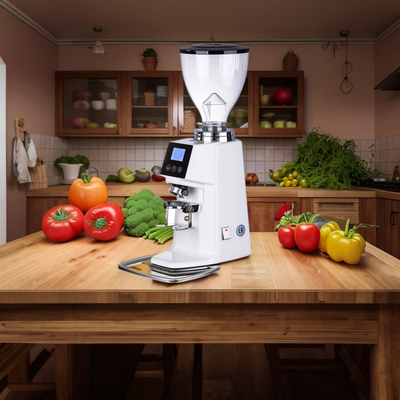 Máquina de molienda de café eficiente 65*28*39cm con velocidad de molienda de 10 a 15 kg/h